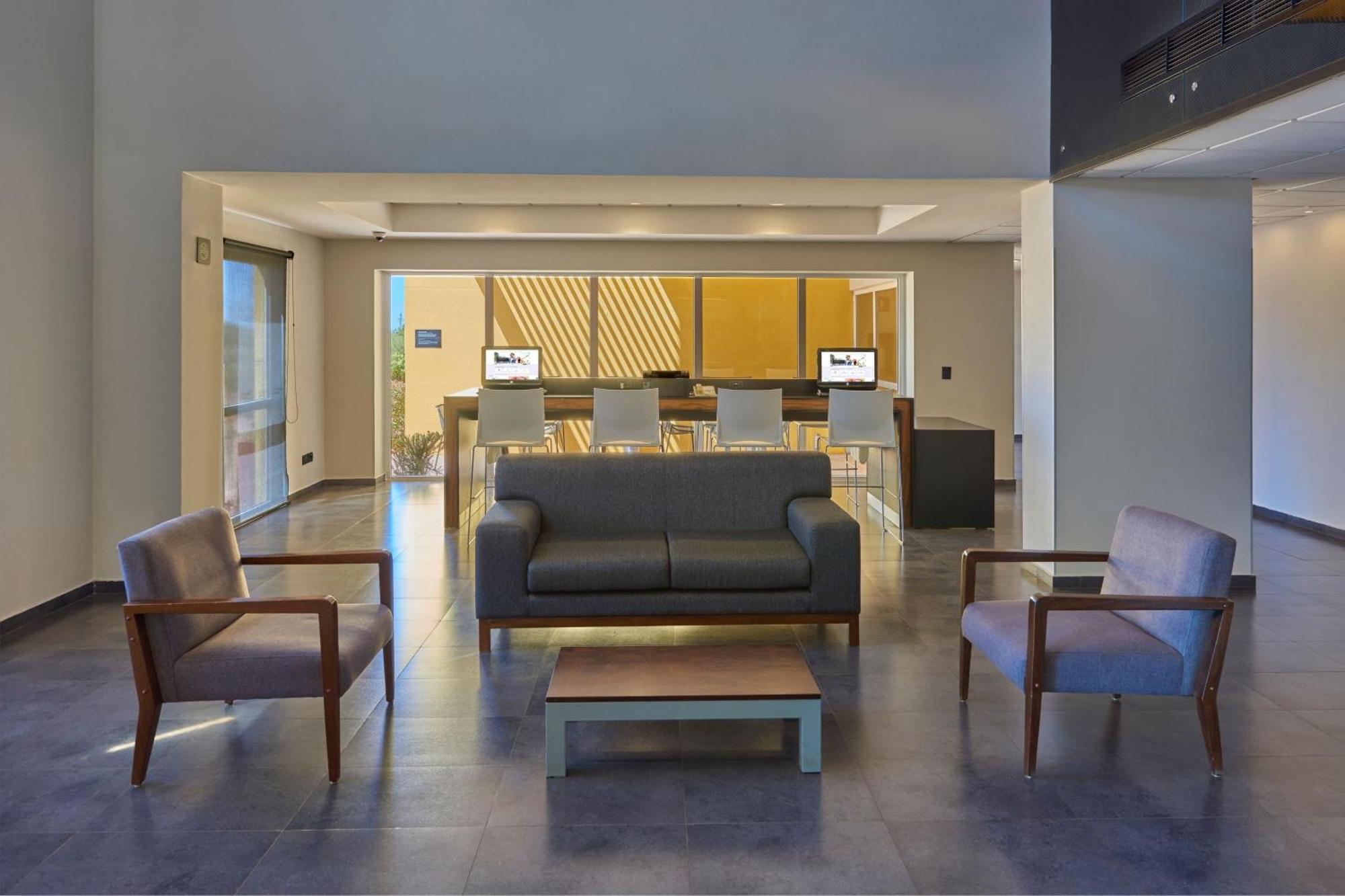 City Express By Marriott Salamanca Exterior photo