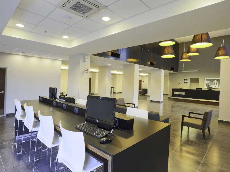 City Express By Marriott Salamanca Exterior photo
